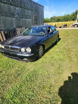 2004 Jaguar XJ8 Parts Car