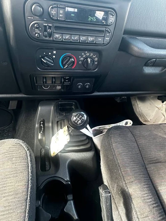 2004 Jeep TJ Wrangler - Image 7 of 10