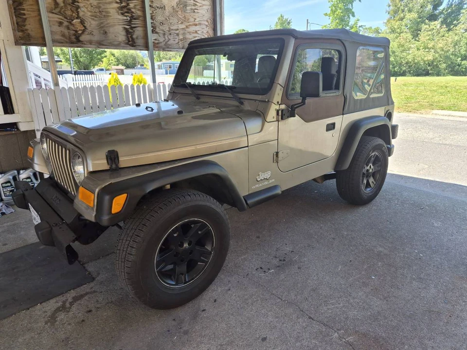 2004 Jeep TJ Wrangler - Image 2 of 10