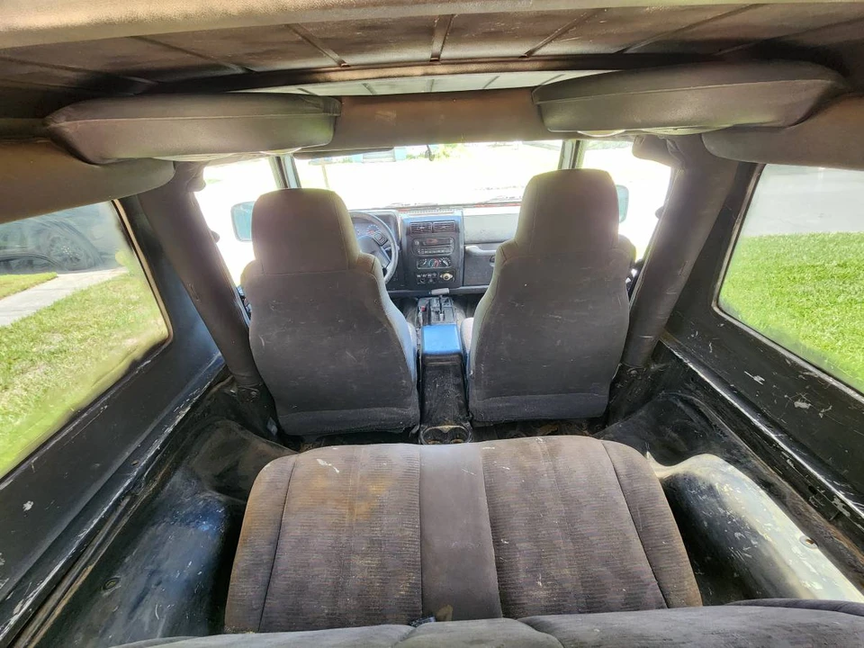 2004 Jeep TJ Wrangler - Image 12 of 16