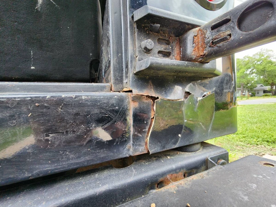 2004 Jeep TJ Wrangler - Image 16 of 16