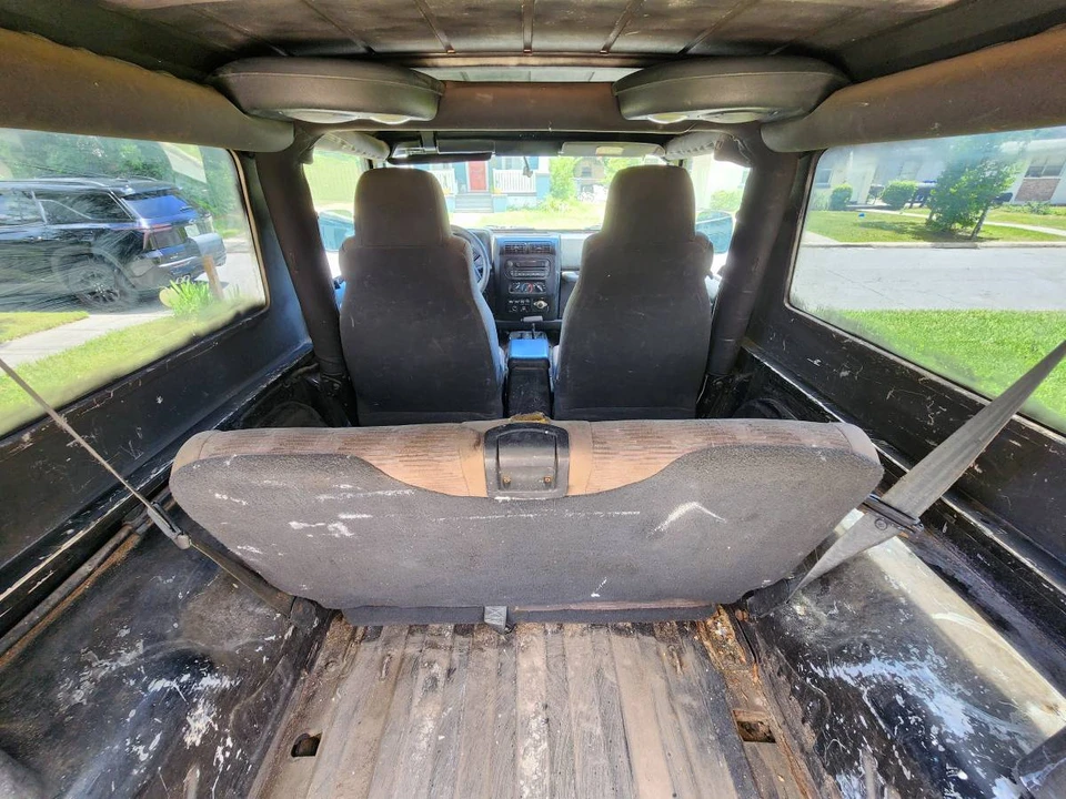 2004 Jeep TJ Wrangler - Image 9 of 16