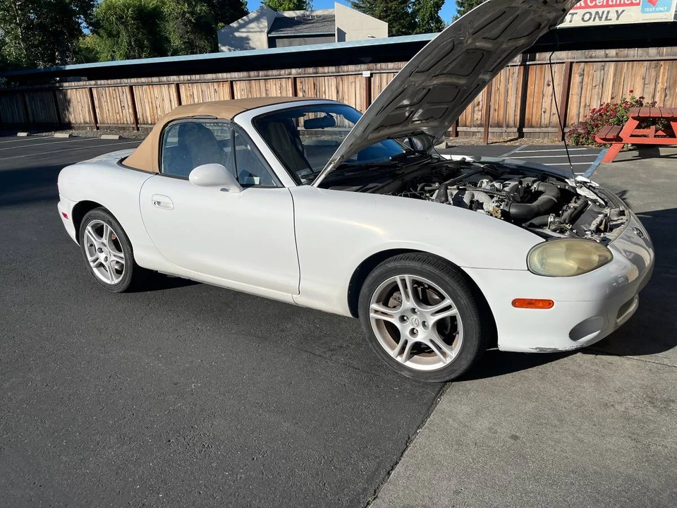 2004 Mazda NB MX-5 Miata - Image 3 of 7