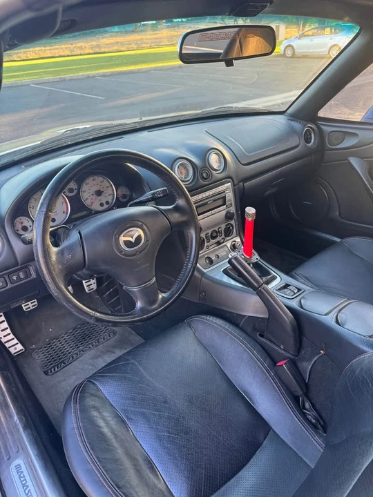 2004 Mazda NB Mazdaspeed MX-5 Miata - Image 8 of 19