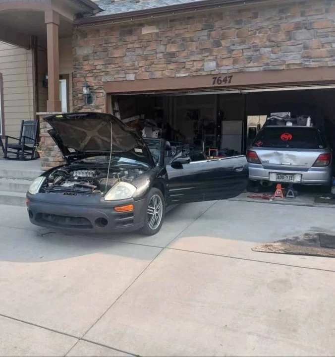 2004 Mitsubishi Eclipse 3rd Gen - Image 4 of 8