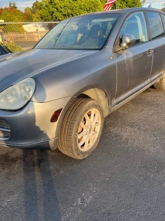 2004 Porsche 955/957 Cayenne - Image 8 of 9
