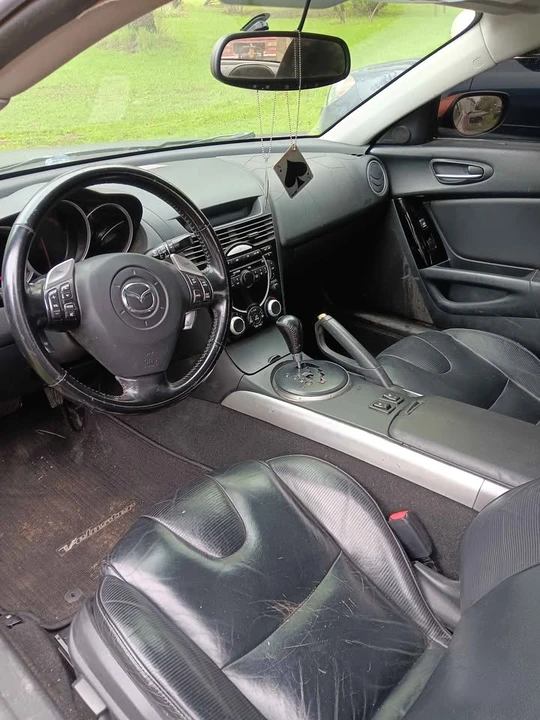 2004 Mazda RX-8 1st Gen - Image 7 of 9
