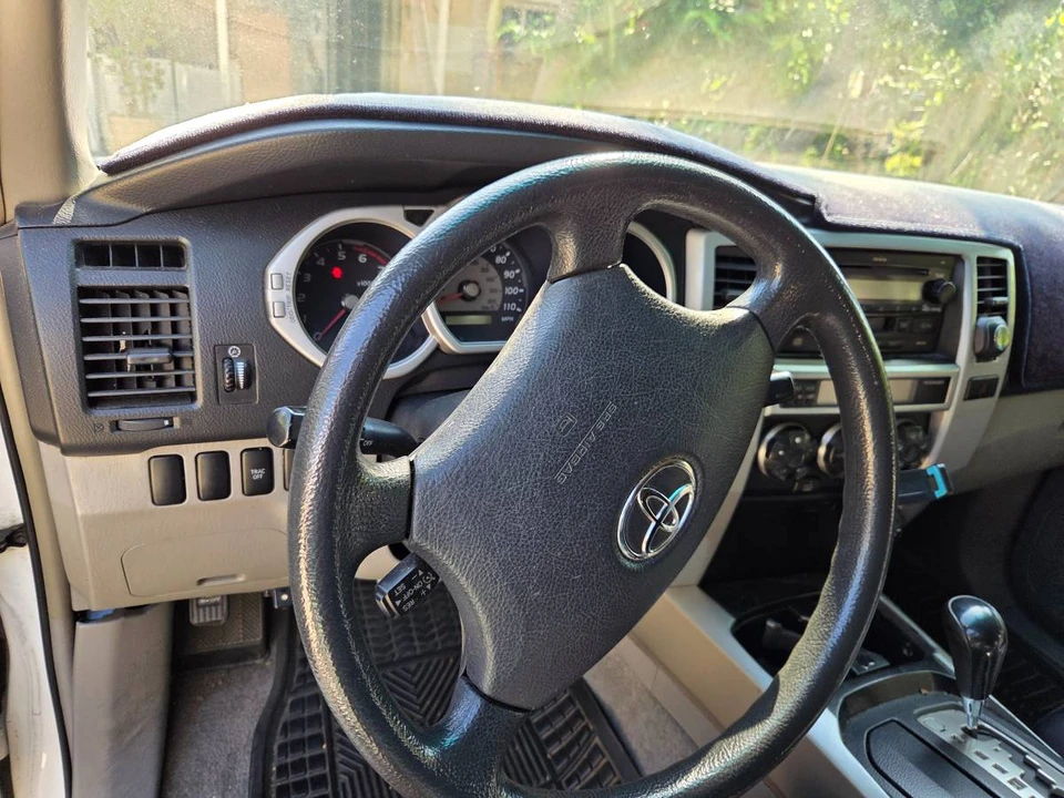 2004 Toyota 4Runner 4th Gen - Image 17 of 19