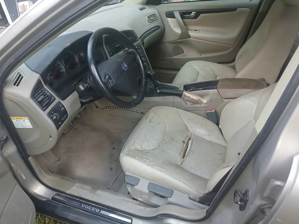 2004 Volvo S60 1st Gen - Image 5 of 6