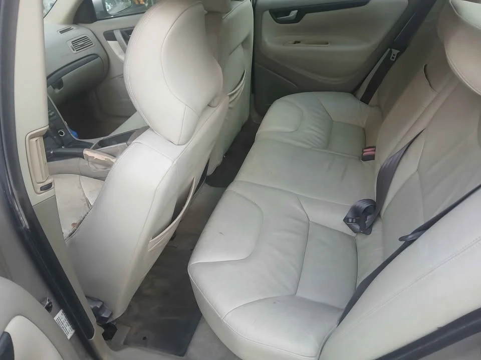 2004 Volvo S60 1st Gen - Image 4 of 6