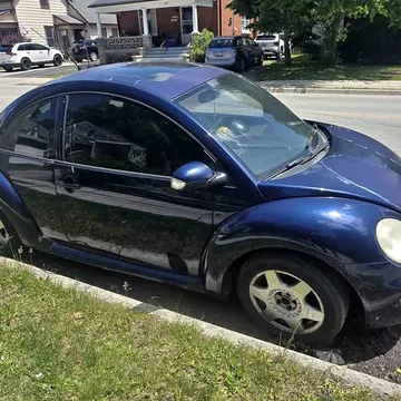 2004 Volkswagen New Beetle