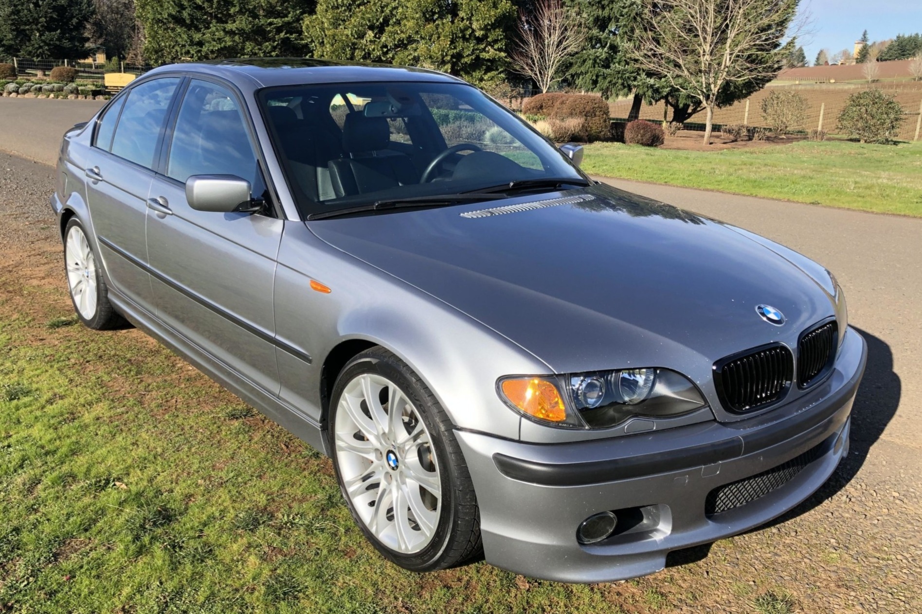 2004 BMW 330i ZHP 6-Speed