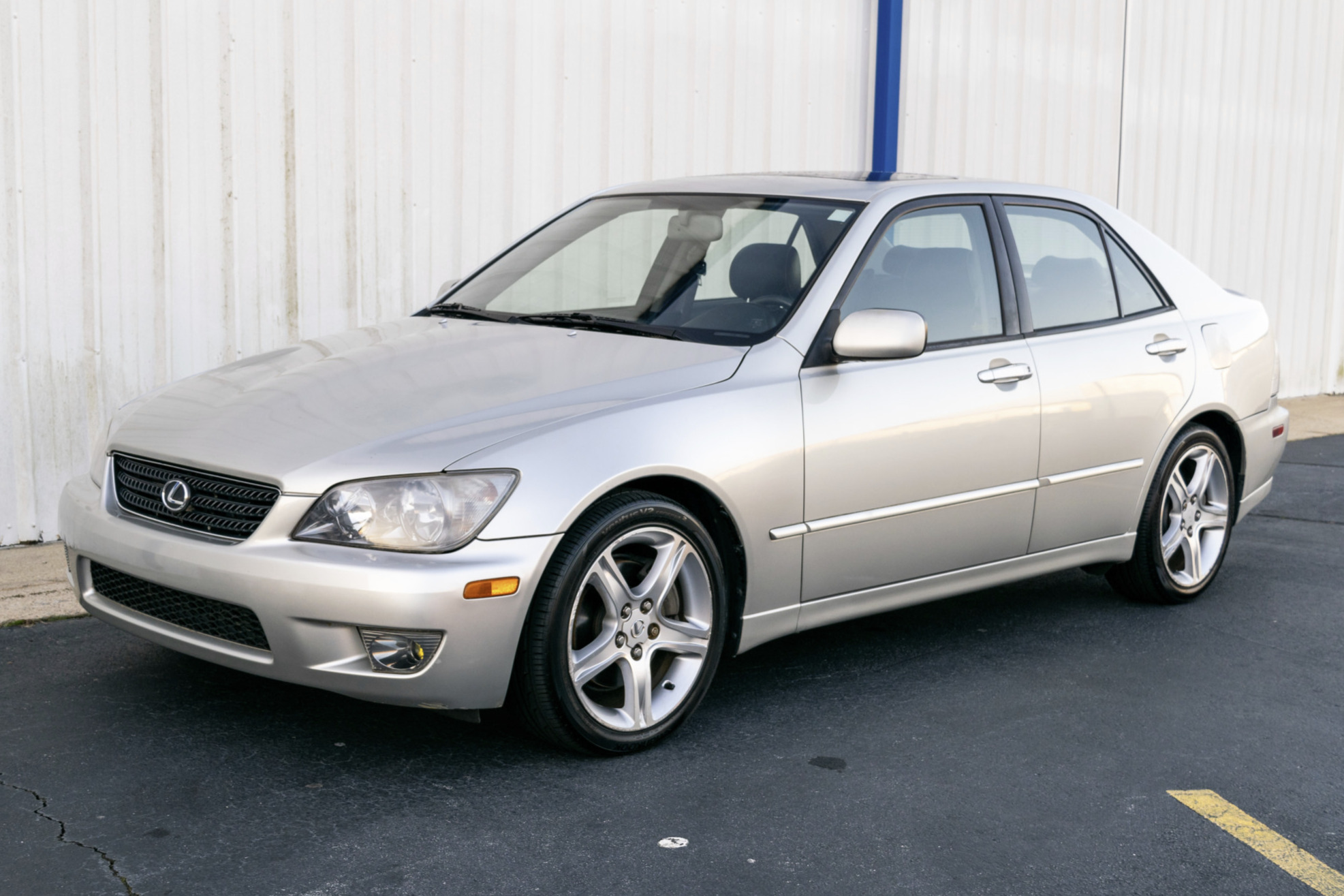 25k-Mile 2004 Lexus IS300