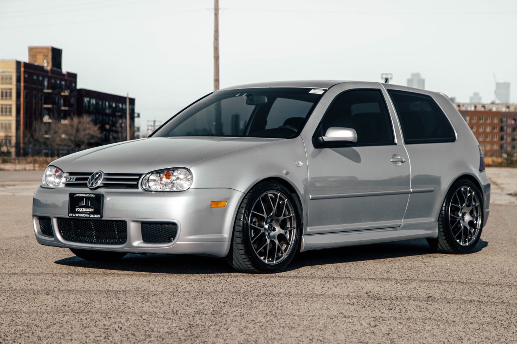 44k-Mile 2004 Volkswagen R32
