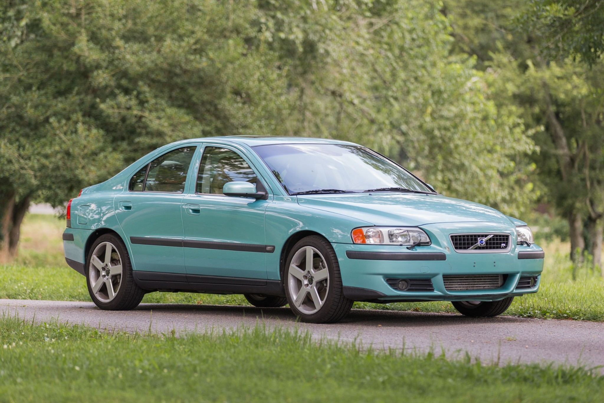 2004 Volvo S60 R 6-Speed