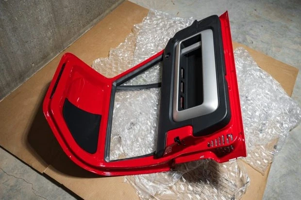 2006 Parts & Memorabilia Bodywork - Image 5 of 6