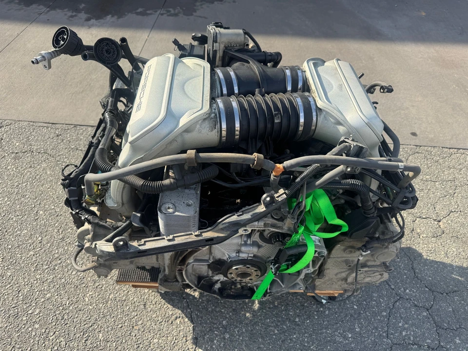 2005 Parts & Memorabilia Engines - Image 2 of 4