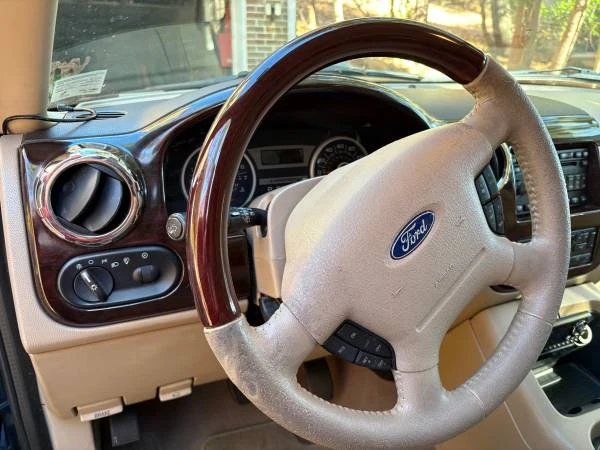 2005 Ford Expedition 2nd Gen - Image 12 of 12
