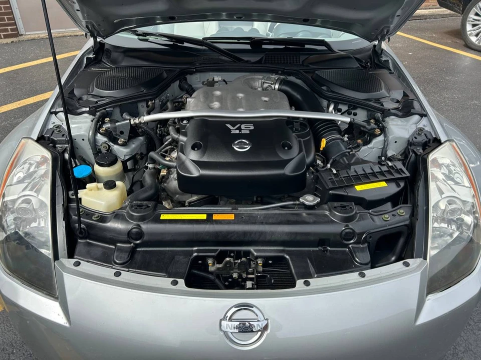 2005 Nissan 350Z 5th Gen - Image 2 of 10