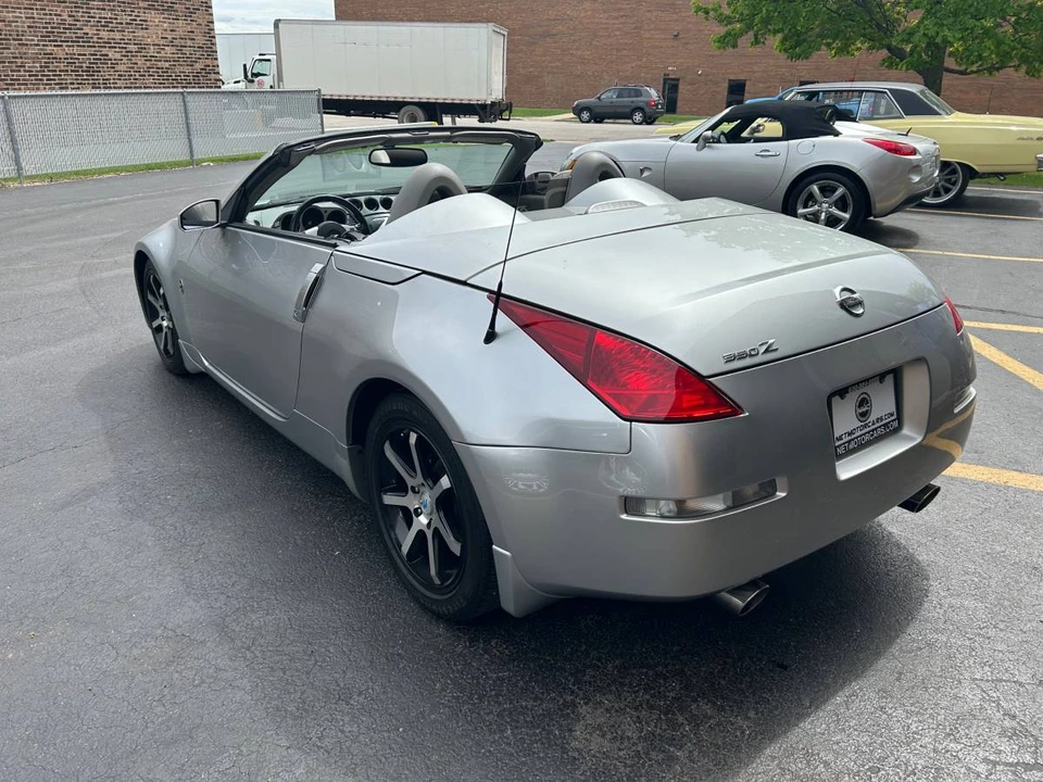 2005 Nissan 350Z 5th Gen - Image 4 of 10