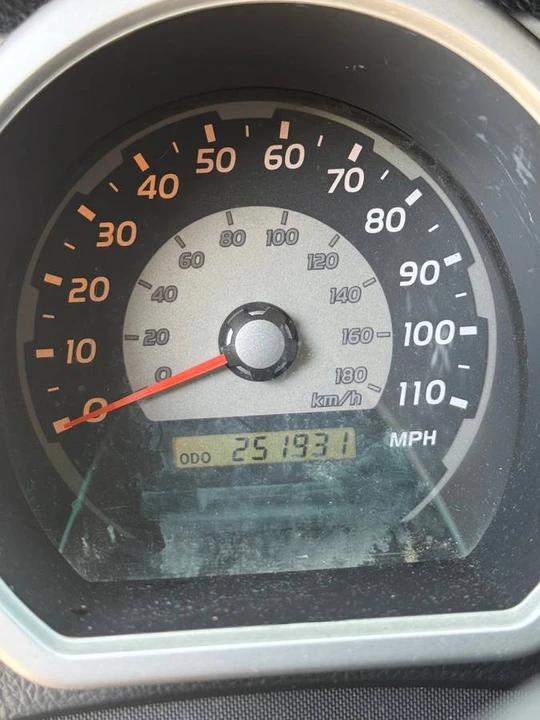 2005 Toyota 4Runner 4th Gen - Image 2 of 2