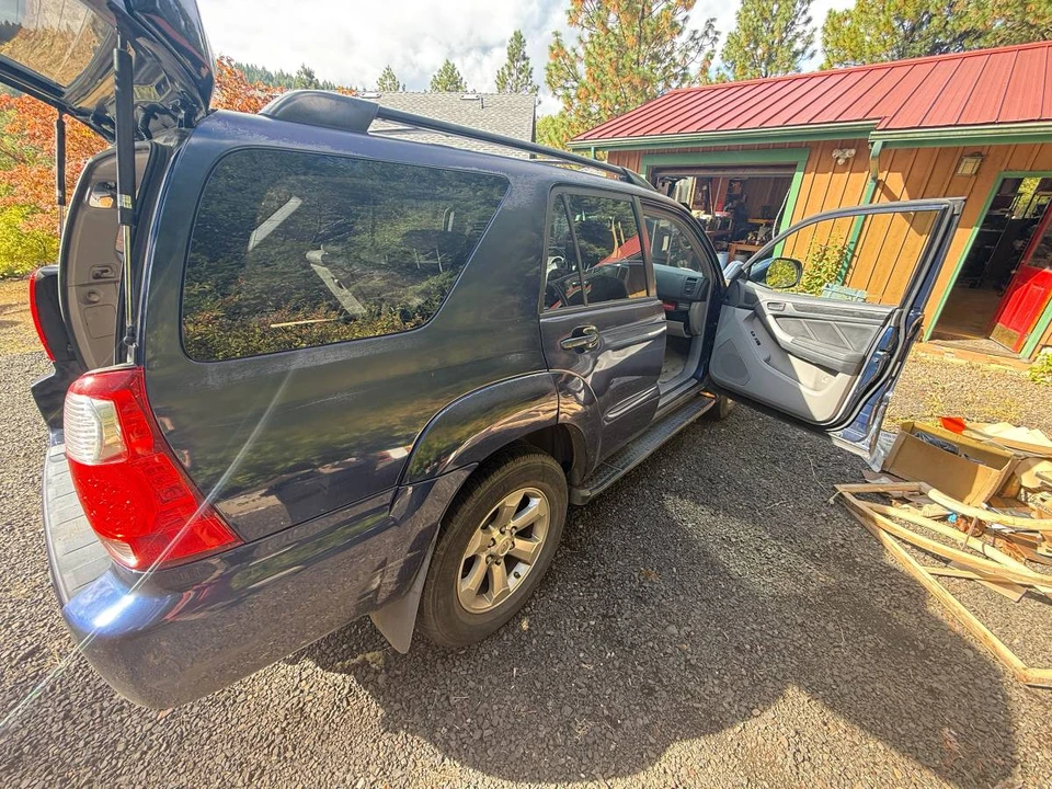 2005 Toyota 4Runner 4th Gen - Image 5 of 10