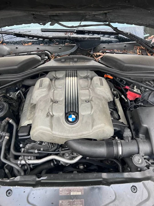 2005 BMW E60 545i & 550i Sedan - Image 12 of 15