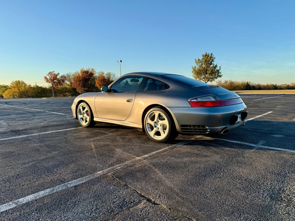 2005 Porsche 996 Carrera 4S - Image 12 of 31