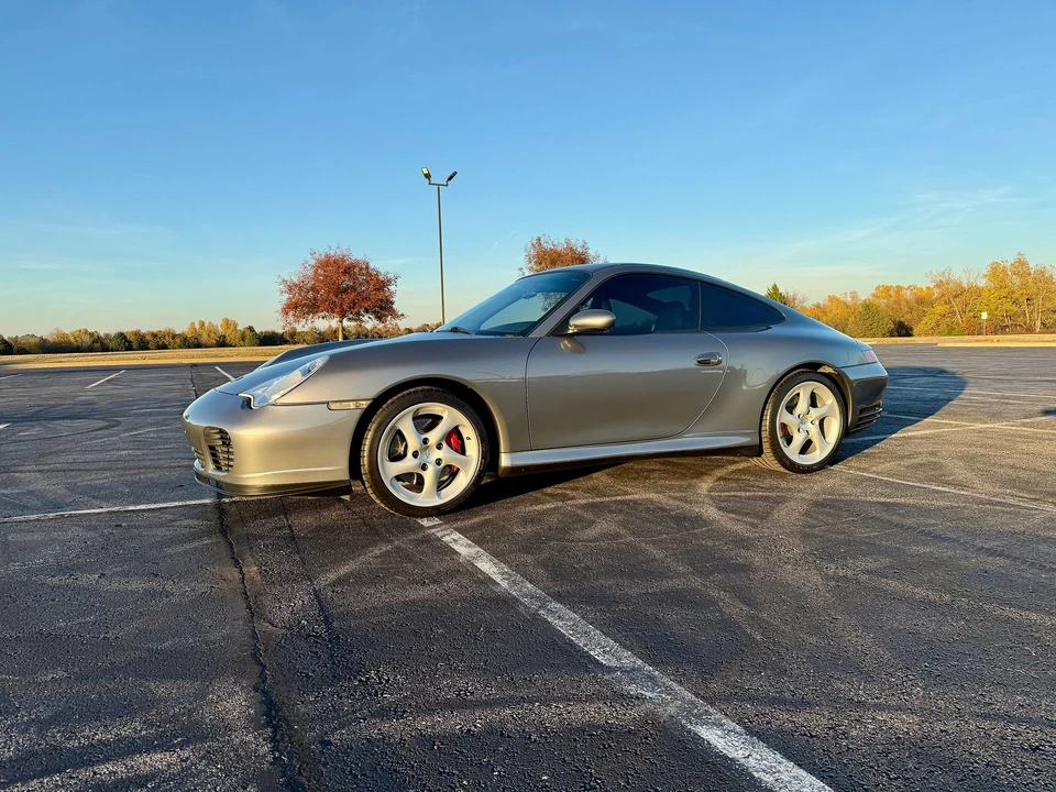 2005 Porsche 996 Carrera 4S - Image 11 of 31