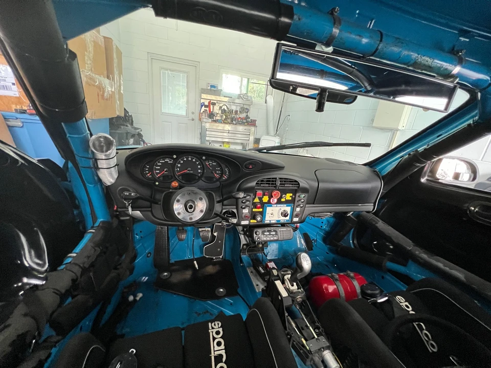 2005 Porsche 996 GT3 - Image 14 of 18