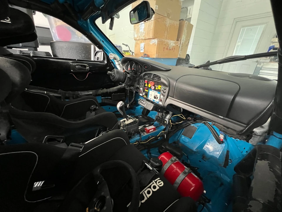 2005 Porsche 996 GT3 - Image 12 of 18