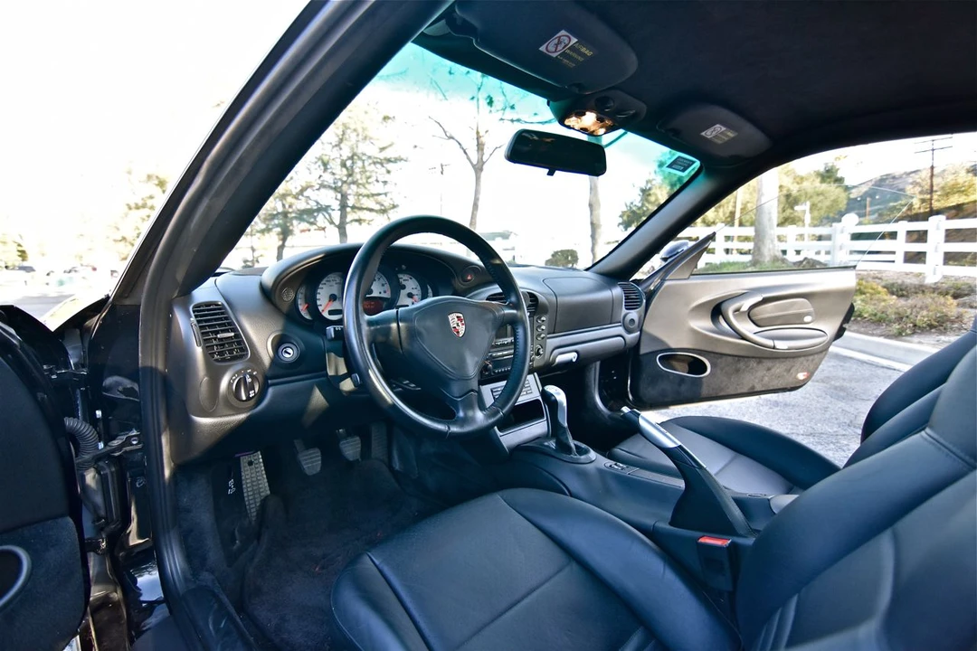 2005 Porsche 996 GT3 - Image 12 of 13