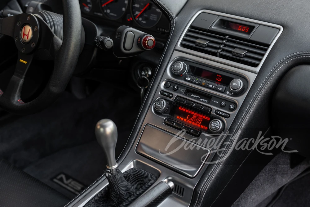 2005 Acura NSX - Image 8 of 31