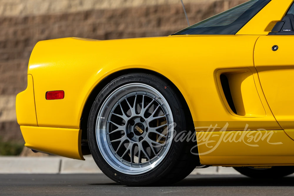 2005 Acura NSX - Image 10 of 31