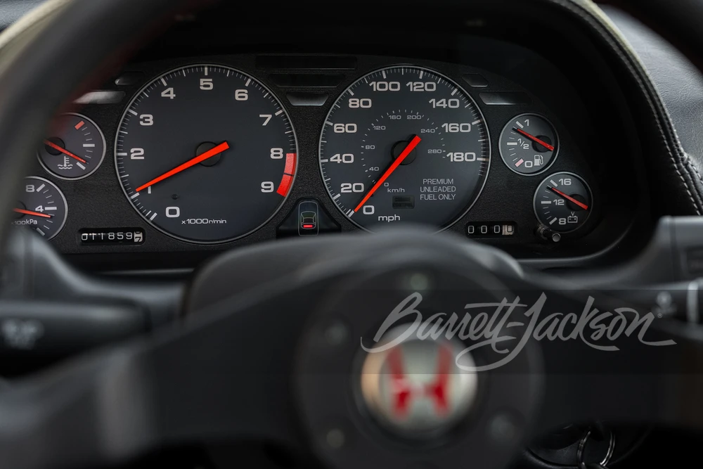 2005 Acura NSX - Image 16 of 31