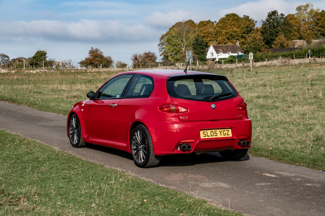 2005 Alfa Romeo 147 GTA - Image 13 of 31