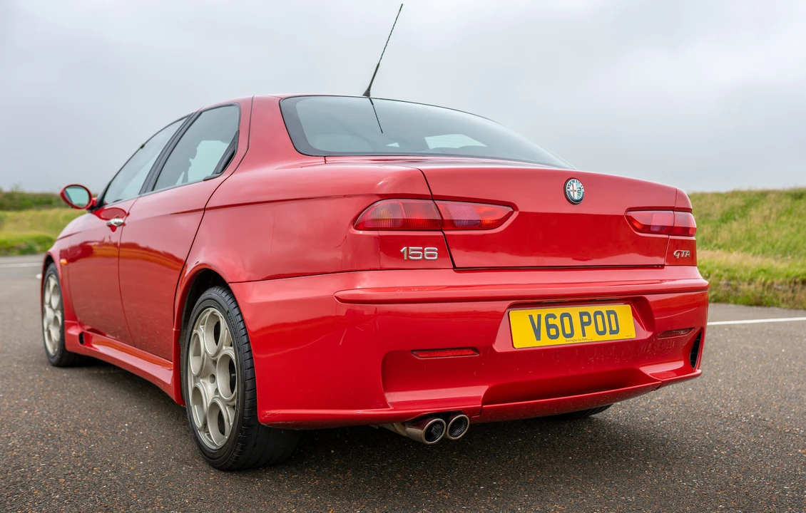 2005 Alfa Romeo 156 GTA - Image 18 of 31
