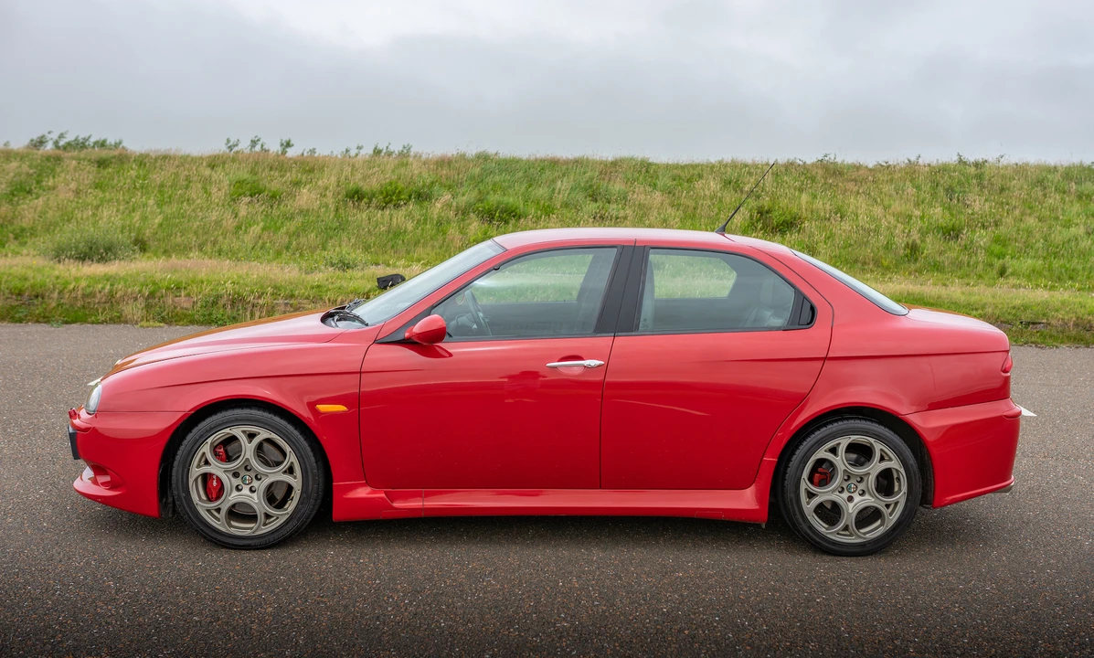 2005 Alfa Romeo 156 GTA - Image 10 of 31