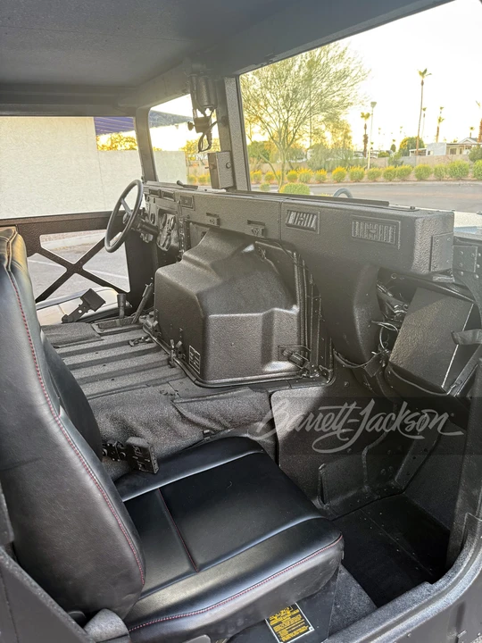 2005 AM General Hummer - Image 10 of 17