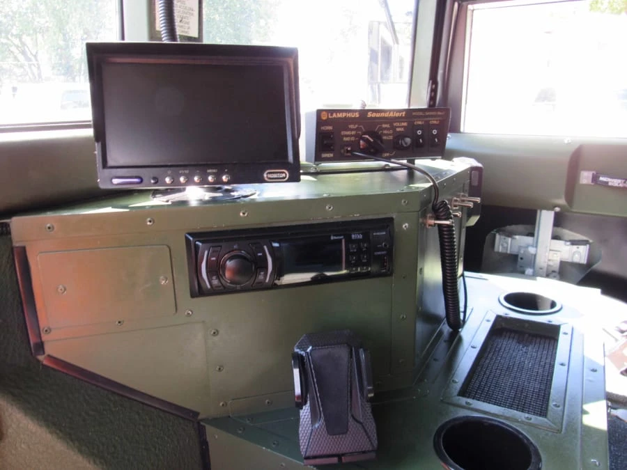 2005 AM General Hummer - Image 16 of 19
