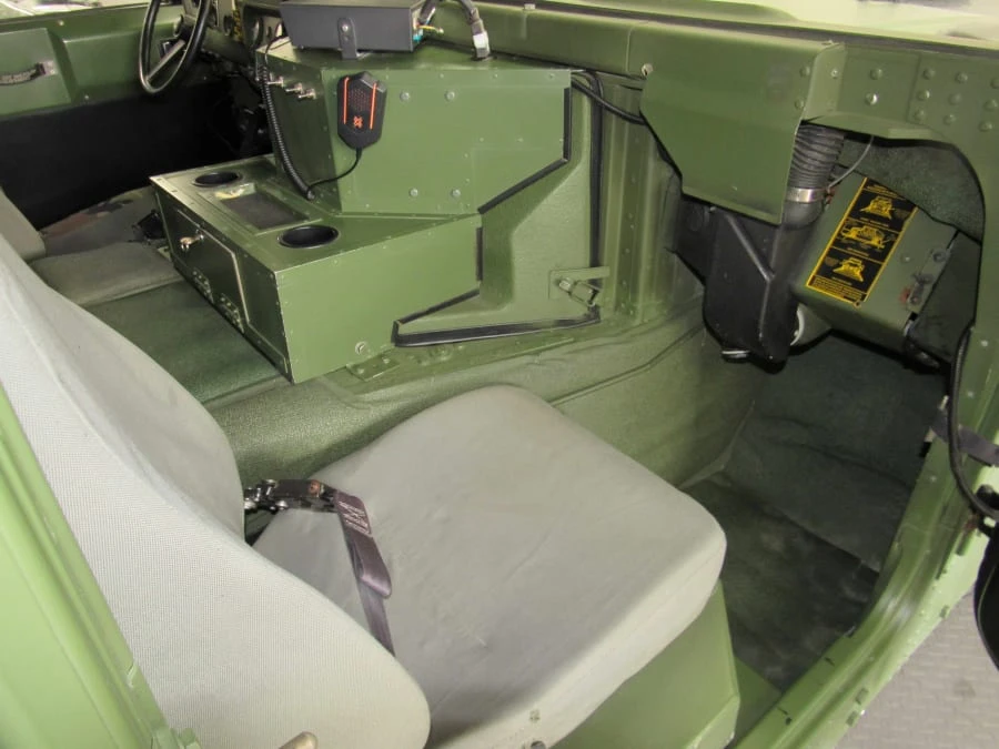 2005 AM General Hummer - Image 13 of 19
