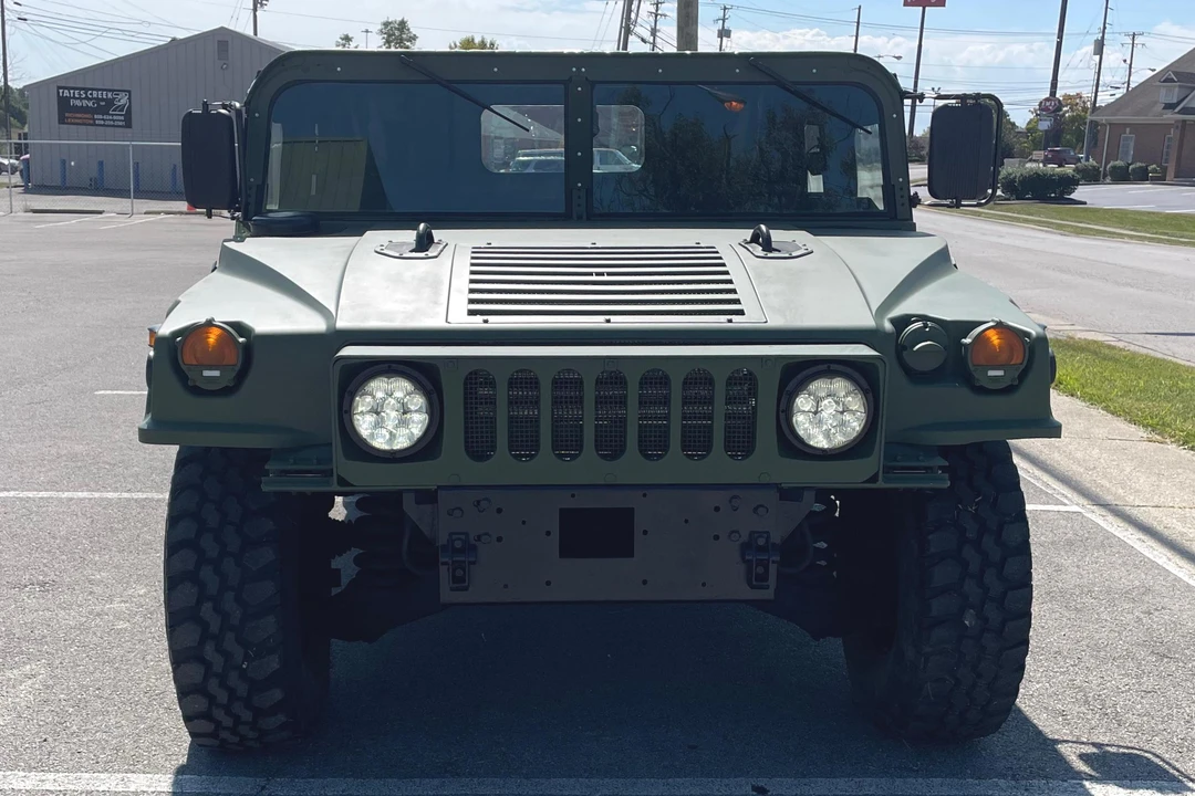 2005 AM General Hummer - Image 2 of 31