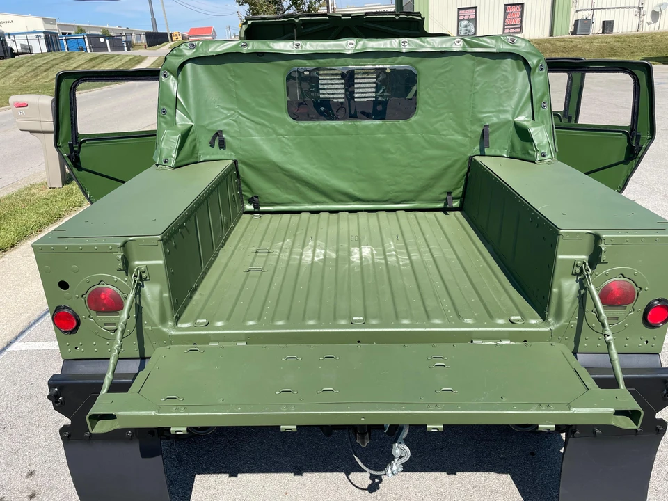2005 AM General Hummer - Image 19 of 31