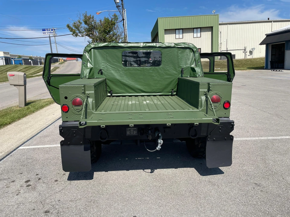 2005 AM General Hummer - Image 18 of 31