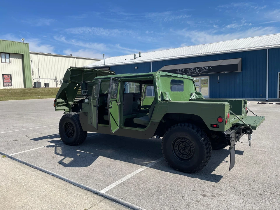 2005 AM General Hummer - Image 16 of 31