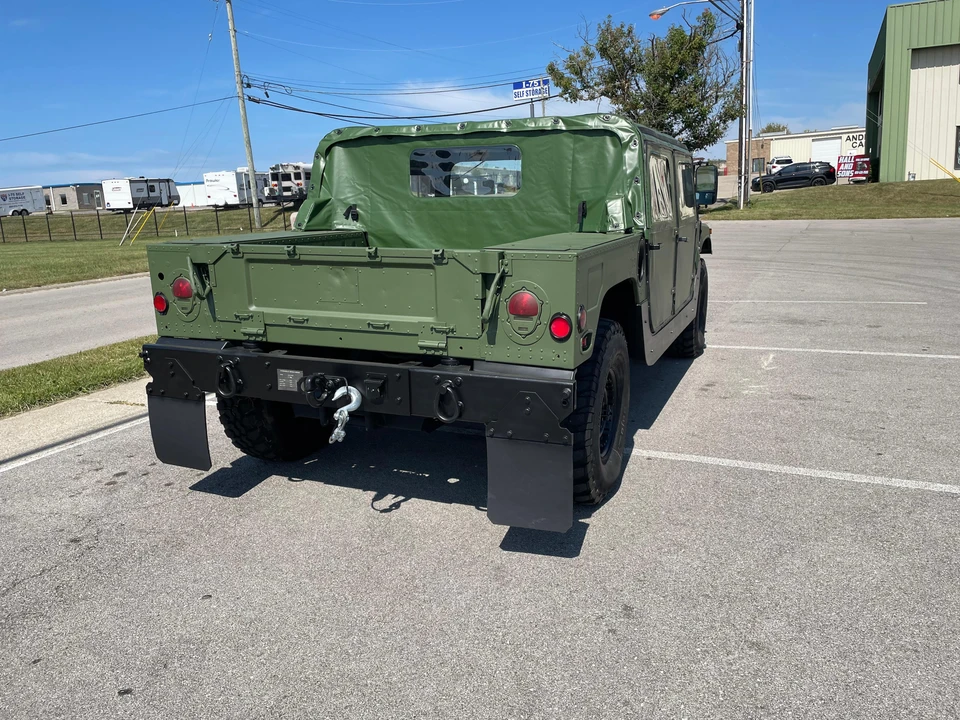 2005 AM General Hummer - Image 11 of 31