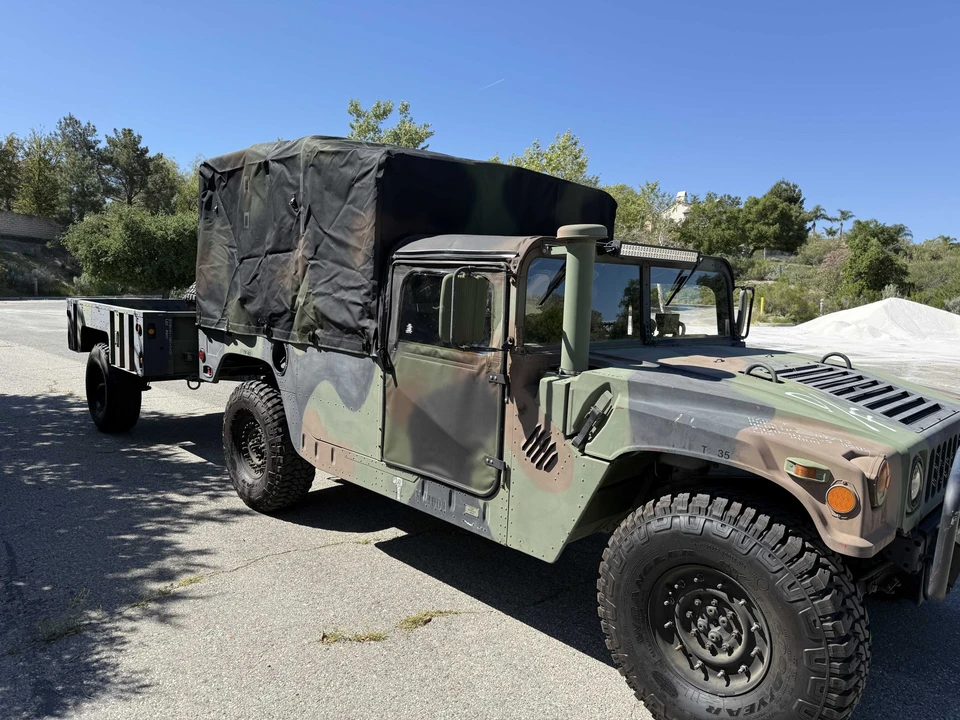 2005 Hummer HMMWV - Image 14 of 31
