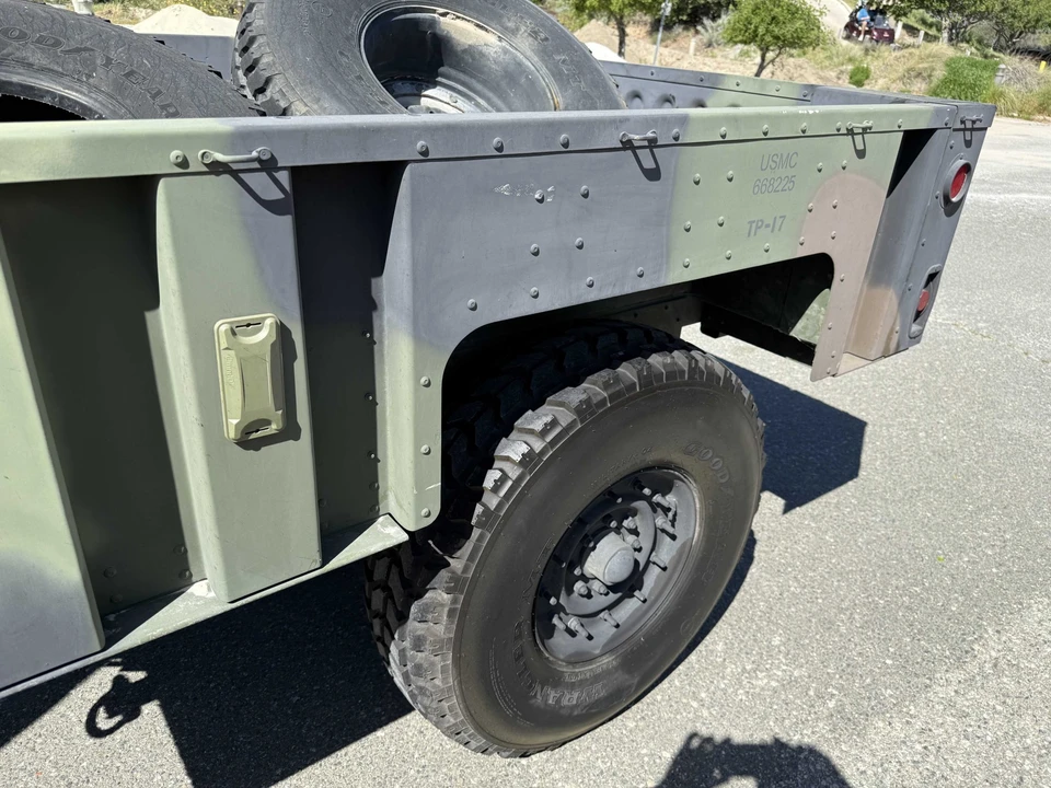 2005 Hummer HMMWV - Image 22 of 31