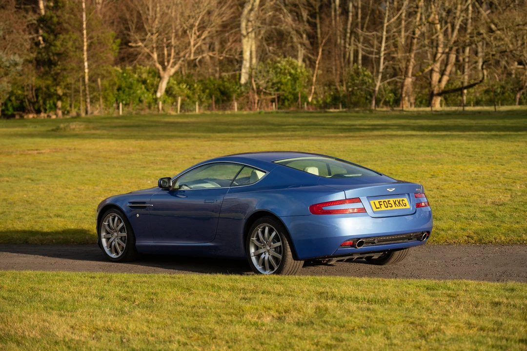 2005 Aston Martin DB9 - Image 13 of 31
