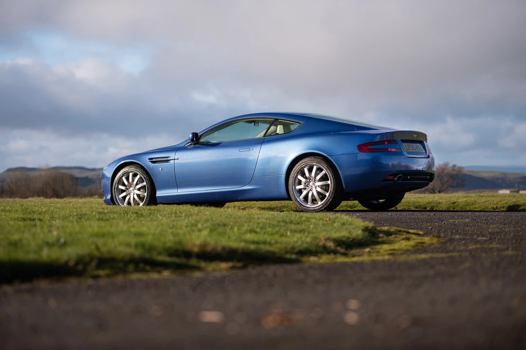 2005 Aston Martin DB9 - Image 14 of 31